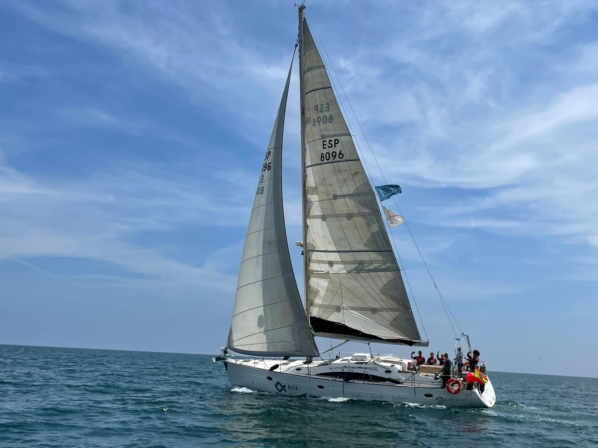 Head out on your own - Rent a boat in Valencia