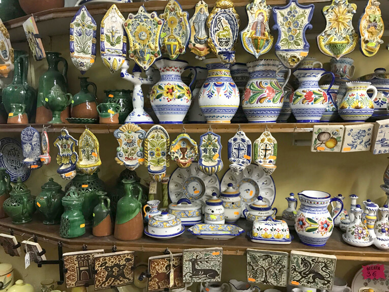 Chez Ramón ceramics shop