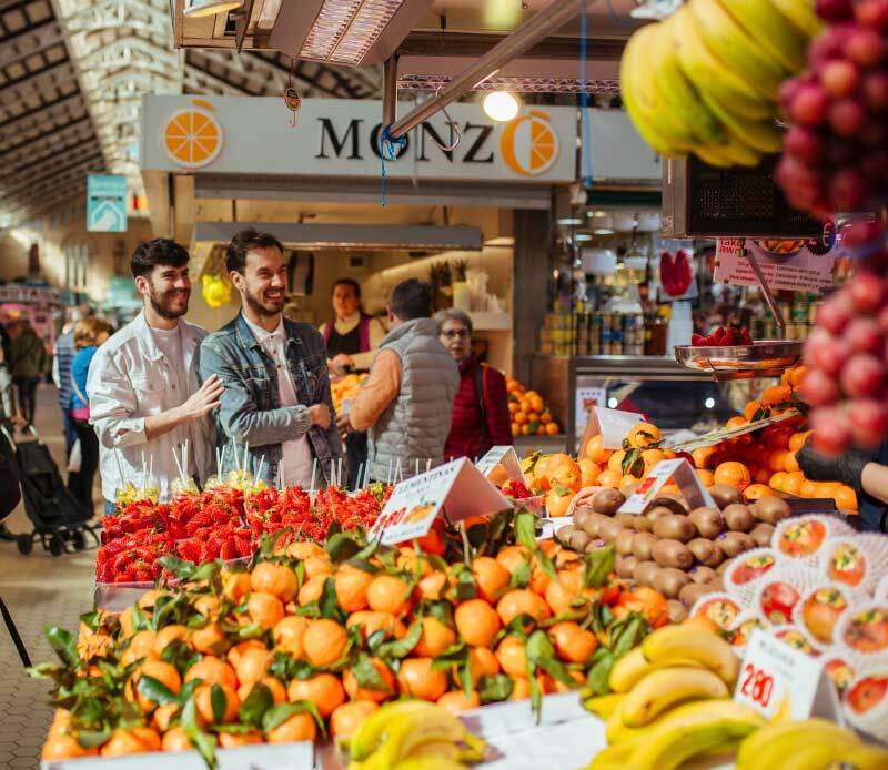 clientes-mercado-central-valencia