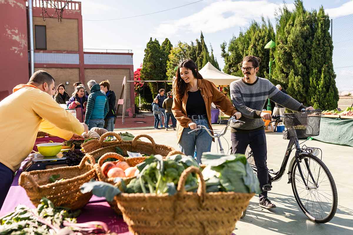 Mercado de la huerta valenciana en primavera